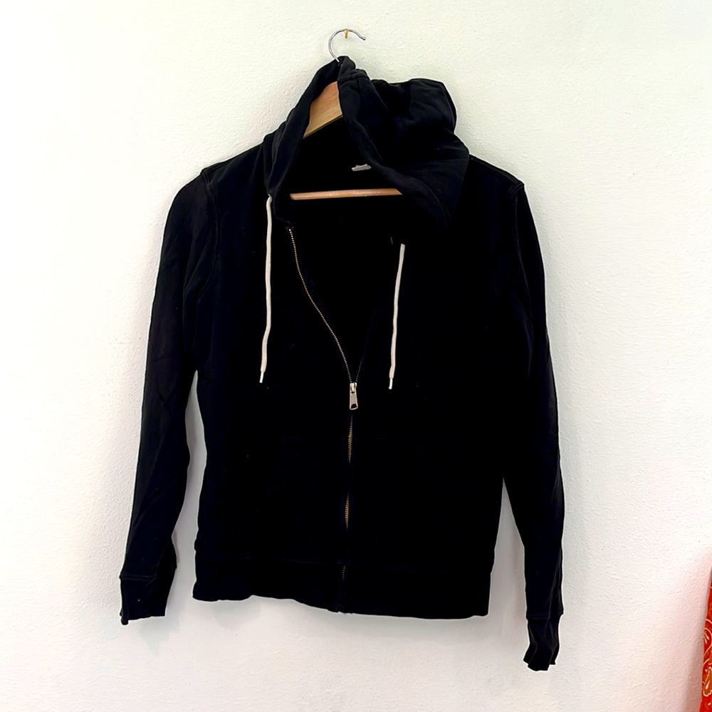 black zip up hoodie